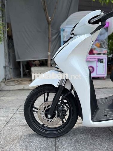 Honda SH160i CBS 2023 Trắng