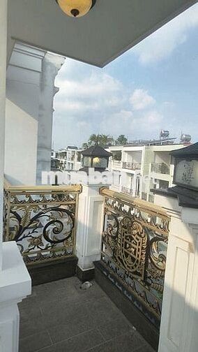 Cho thuê góc 2 mặt tiền khu Dân cư  Hiệp Thành City full nội thất 
