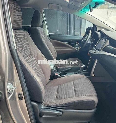 Toyota Innova 2021 Nâu Tự động 79 ngan  km