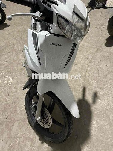 Honda Blade 110 2017 Trắng Mâm đúc