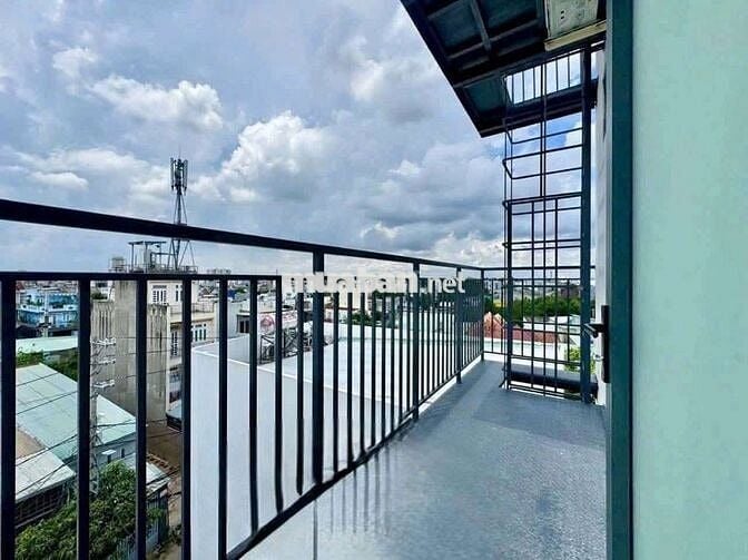 Phòng mới gác cao cửa sổ thoáng gần KCN Tân Thới Hiệp Lê Văn Khương