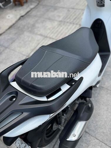 Honda SH160i CBS 2023 Trắng