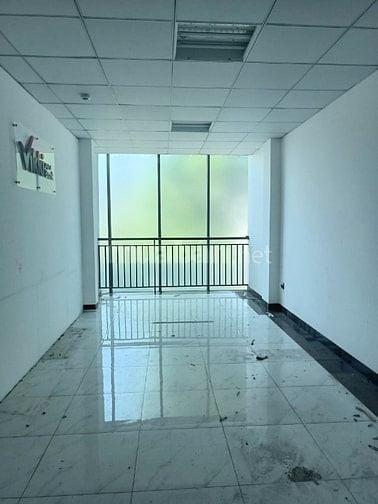Cho thuê tòa nhà MT 209 Nguyễn Văn Khối, Hầm 7 lầu . Giá 70tr/1th