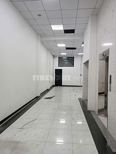 Cho thuê tòa nhà MT 209 Nguyễn Văn Khối, Hầm 7 lầu . Giá 70tr/1th