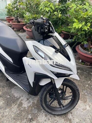 Honda Vario 150 Trắng mới làm bạc piston