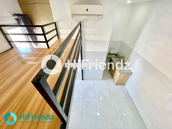 Cho Thuê Phòng Thoáng Toà Thang Máy Ngay Ngã Tư Bốn Xã Đầm Sen Square