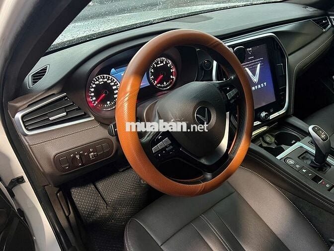VF LUX A2.0 TURBO – GIÁ 385 TRIỆU – BAO RÚT HỒ SƠ