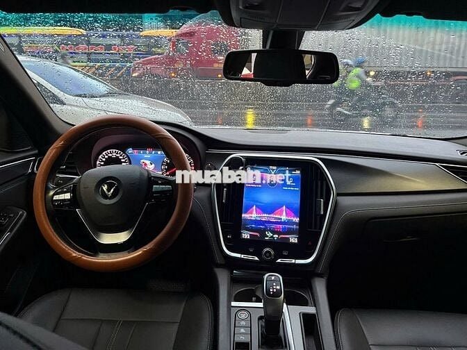 VF LUX A2.0 TURBO – GIÁ 385 TRIỆU – BAO RÚT HỒ SƠ