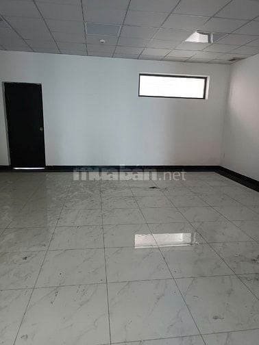 Cho thuê tòa nhà MT 209 Nguyễn Văn Khối, Hầm 7 lầu . Giá 70tr/1th