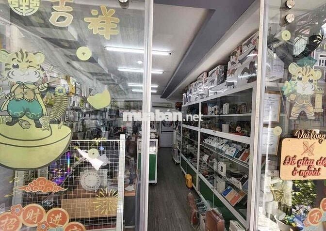 chính chủ cần bán nhà Xóm Đất quận 11