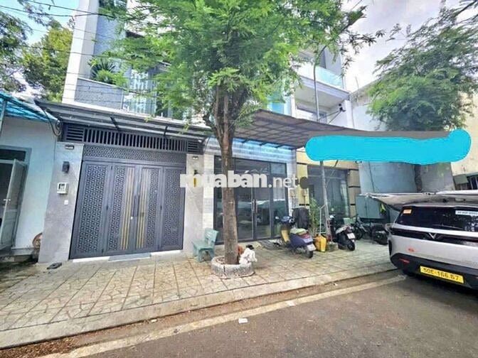 Cần Bán nhà cầp 4  1 xẹt P ĐHT gần chợ cây sộp .DT 4 x17   gìá 4 tỷ 4
