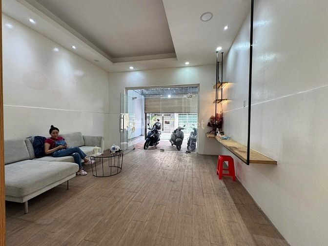 25 Tỷ! Bán Măt Tiền 101,8m2 Nguyễn Đình Chính, Phú Nhuận - 4,6x21,7m