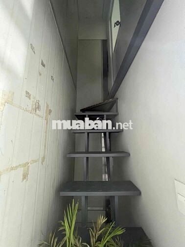 Nhà trọ gần ngã tư bình thái . ga metro. an ninh thoáng mát