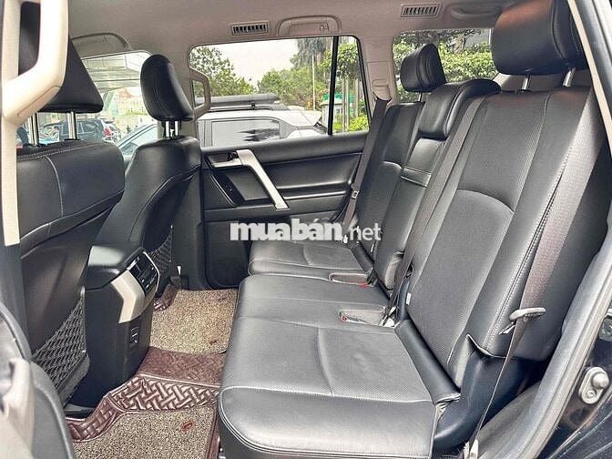 Toyota Hà Đông Land Cruiser 2.7VX 2019 Đen 3v4 km