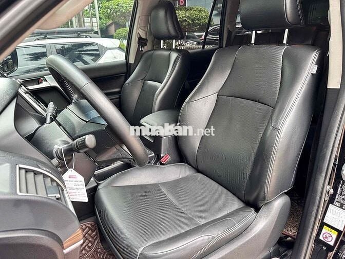 Toyota Hà Đông Land Cruiser 2.7VX 2019 Đen 3v4 km