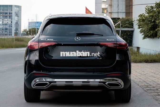 Mercedes-Benz GLC300 4Matic 2024 Xăng lai điện Đen