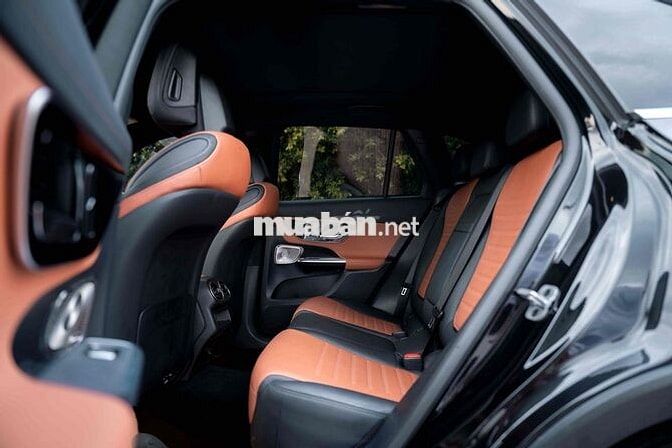 Mercedes-Benz GLC300 4Matic 2024 Xăng lai điện Đen