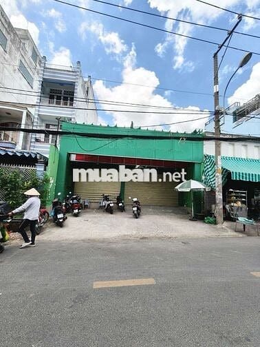 Cho thuê nhà Mặt tiền Ba Đình, P10,Q8 làm kho, siêu thị 10x10m