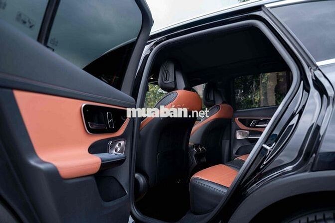 Mercedes-Benz GLC300 4Matic 2024 Xăng lai điện Đen