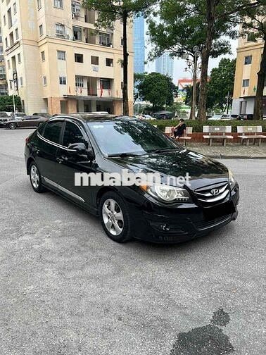 Hyundai Avante 2012 AT Đen