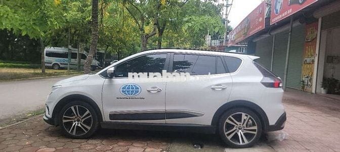 VinFast VF e34 Trắng xuất mỹ