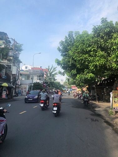 Chủ kẹt bán gấp MTKD Bình Long. 4m x 48m. Cấp 4. Giá 11.5 tỷ