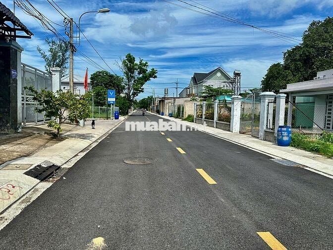 CÂN BÁN GẤP LÔ ĐẤT TÂN AN HỘI CỦ CHI 381M2, GIÁ 750 TRIỆU, SỔ RIÊNG