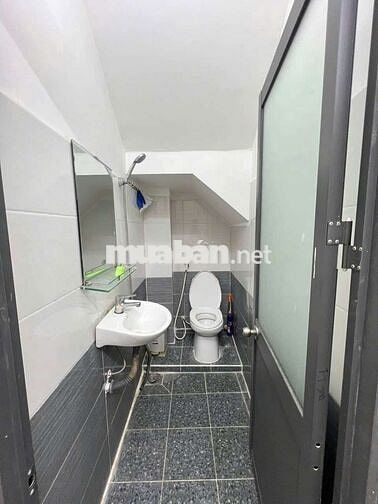 Nhà-NC-full Nội Thất-2PN-3WC-Gia-15Tr-TL-Pham Ngũ Lão. Q1