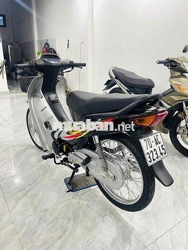 Honda Wave Thái 110 Bạc Số sàn