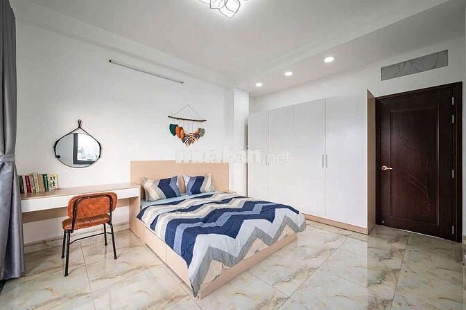 Căn hộ sân vườn 65m2 full nt Trần Quang Khải - Q1