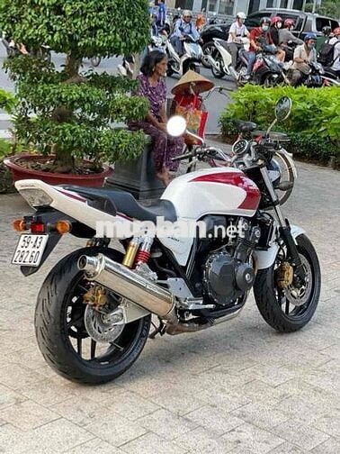Honda CB400 Super Four 2016 Trắng, Đỏ 15k km