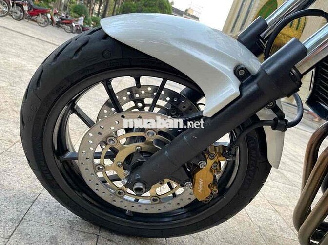 Honda CB400 Super Four 2016 Trắng, Đỏ 15k km