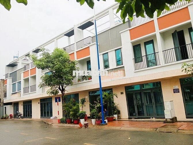 NHÀ THẬT- CHỈ 3,0 TỶ CĂN 3 TẦNG - KHU BIỆT LẬP AN NINH 24/7- HOÀN CÔNG