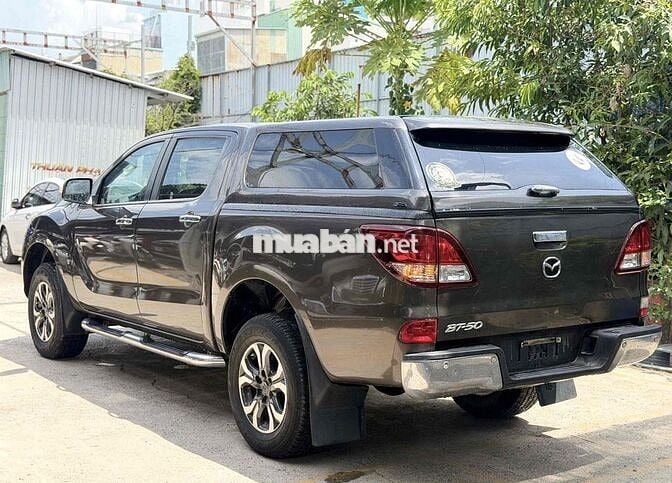 Mazda BT-50 2.2AT 1cầu 2018 118,000km Nâu