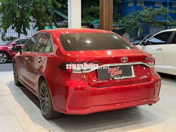 Toyota Corolla Altis 2022 bản V 1.8L,màu đỏ,1v6 km