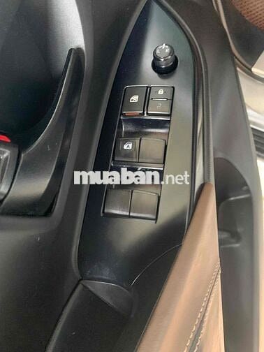 Toyota Innova 2021 Bạc Sàn 86.335 km