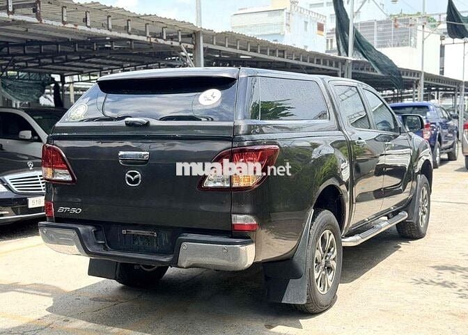 Mazda BT-50 2.2AT 1cầu 2018 118,000km Nâu