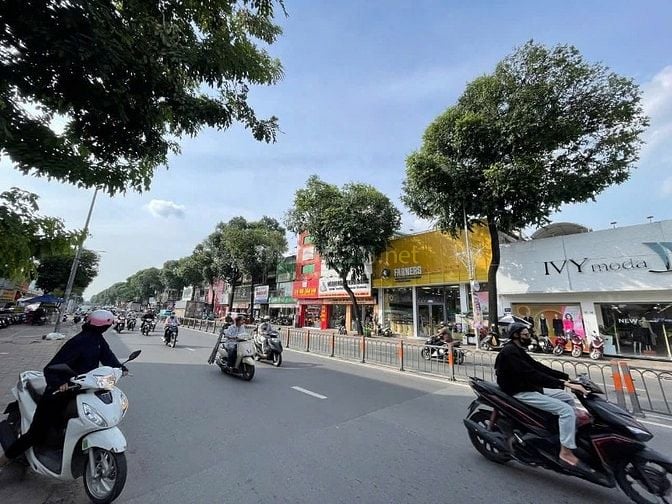 Cho Thuê Nhà Ngang 10m Mặt Tiền Quang Trung, Phường 10, Quận Gò Vấp 