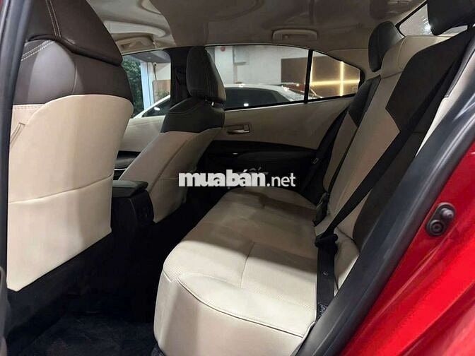 Toyota Corolla Altis 2022 bản V 1.8L,màu đỏ,1v6 km