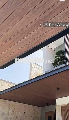 Cho thuê mặt tiền 200m2 kinh doanh , đường rộng 20m