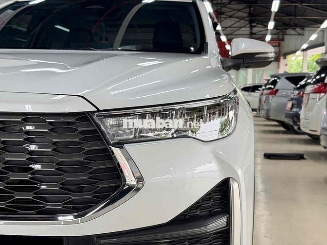 Innova Cross Hybrid 2024 - Giá còn bớt