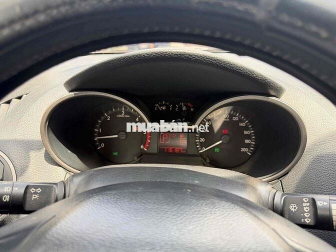 Mazda BT-50 2.2AT 1cầu 2018 118,000km Nâu