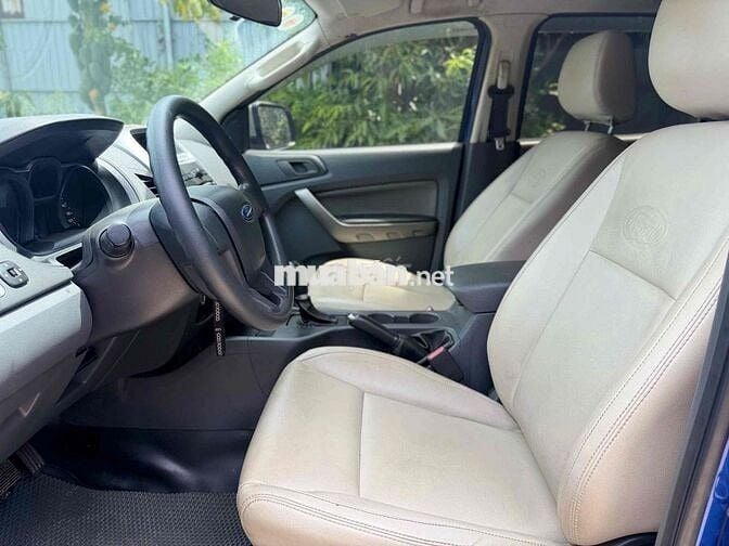 Ford Ranger XLS AT số tự động 1cầu 2014 145000km