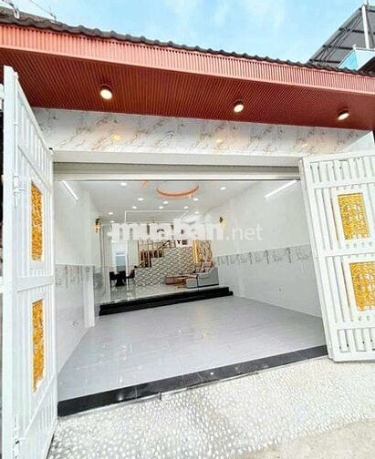 Chính chủ banh bóng thua lỗ nên cần bán gấp căn nhà hxh ở Bình Tân