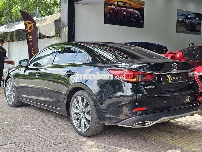 Mazda Mazda 6 2.5 Premium 2018 Đen Tự động