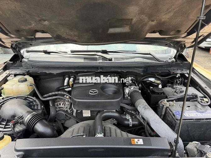 Mazda BT-50 2.2AT 1cầu 2018 118,000km Nâu