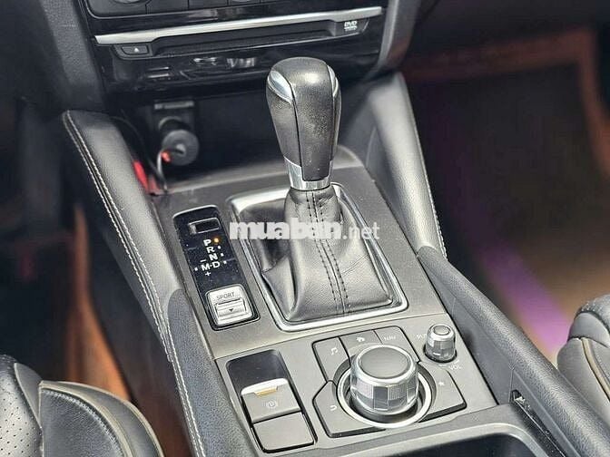 Mazda Mazda 6 2.5 Premium 2018 Đen Tự động