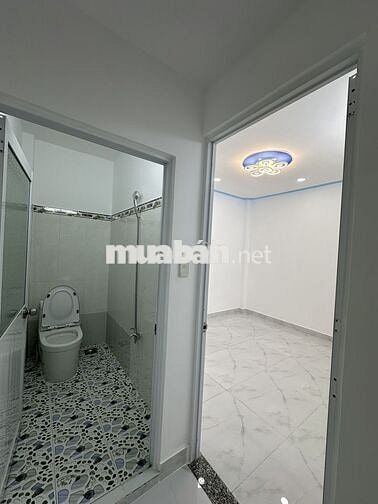 Nhà mới 2pn 1p thờ 2wc hẻm xe hơi 