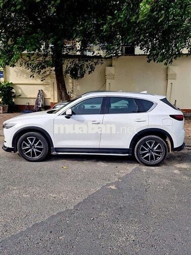 Mazda CX5 Premium 2017 Trắng 5 chỗ
