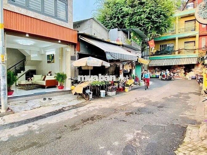 Cho thuê nguyên căn Bùi Quang Là,mới xây ngay chợ
